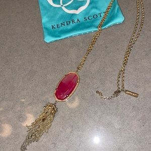 Kendra Scott Rayne Gold Pendant Necklace in Pink